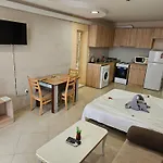 Paralax 2* וארנה