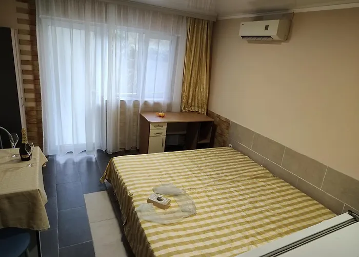 Paralax 酒店 瓦爾納