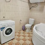 Hotel Paralax 2*