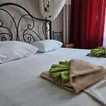 Hotel Paralax 2*