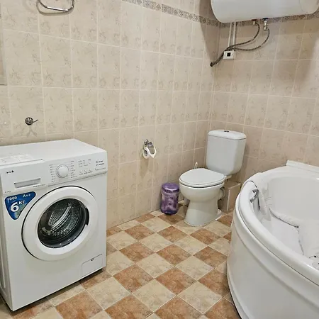 Отель Paralax 2*