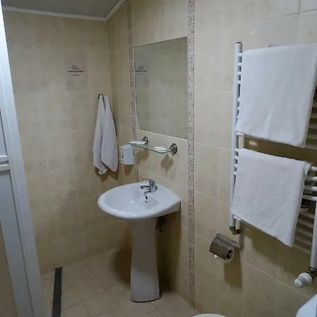 Отель Paralax 2*